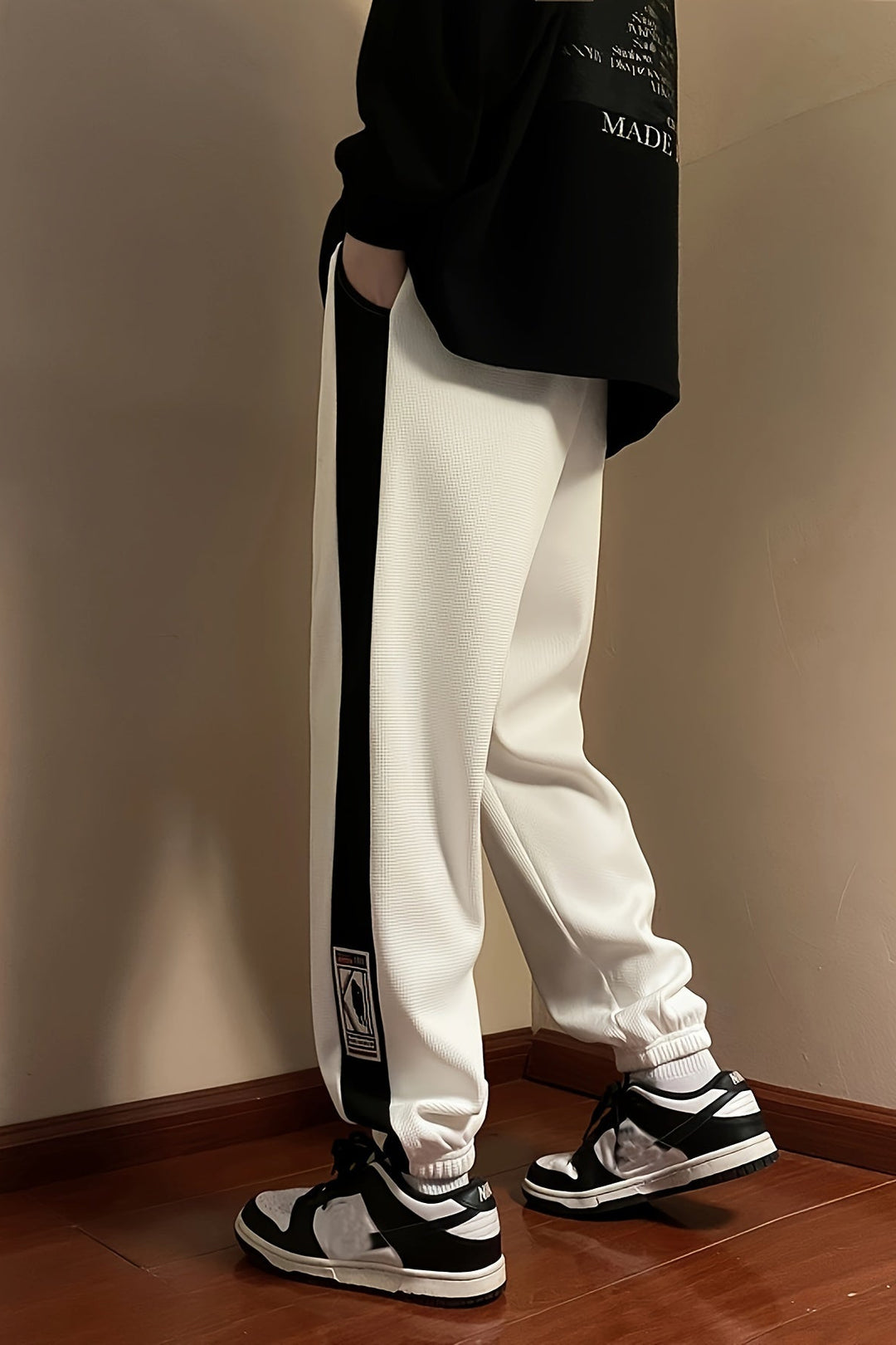 STRIDE TRACKPANTS